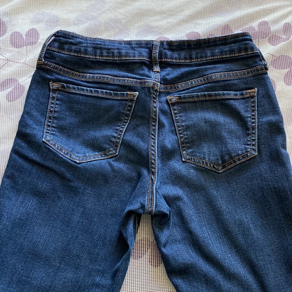 🎁 3 for $15. Old Navy dark denim zipped bottom Rockstar Skinny Jeans size 6 - Picture 3 of 5